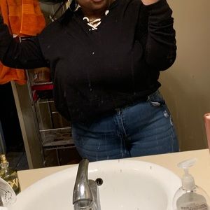 Black cropped sweatshirt!